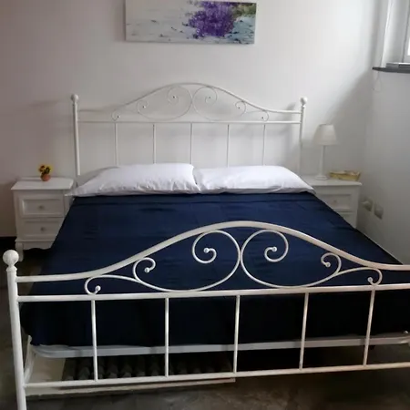 La Casa Dei Limoni 3* Gênes