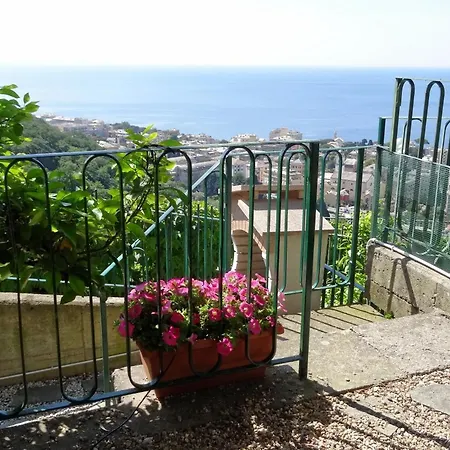 La Casa Dei Limoni לינה וארוחת בוקר ג'נובה